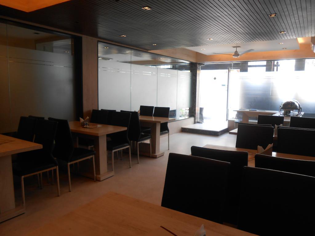 维可特雷斯摄政大酒店 加尔各答 外观 照片